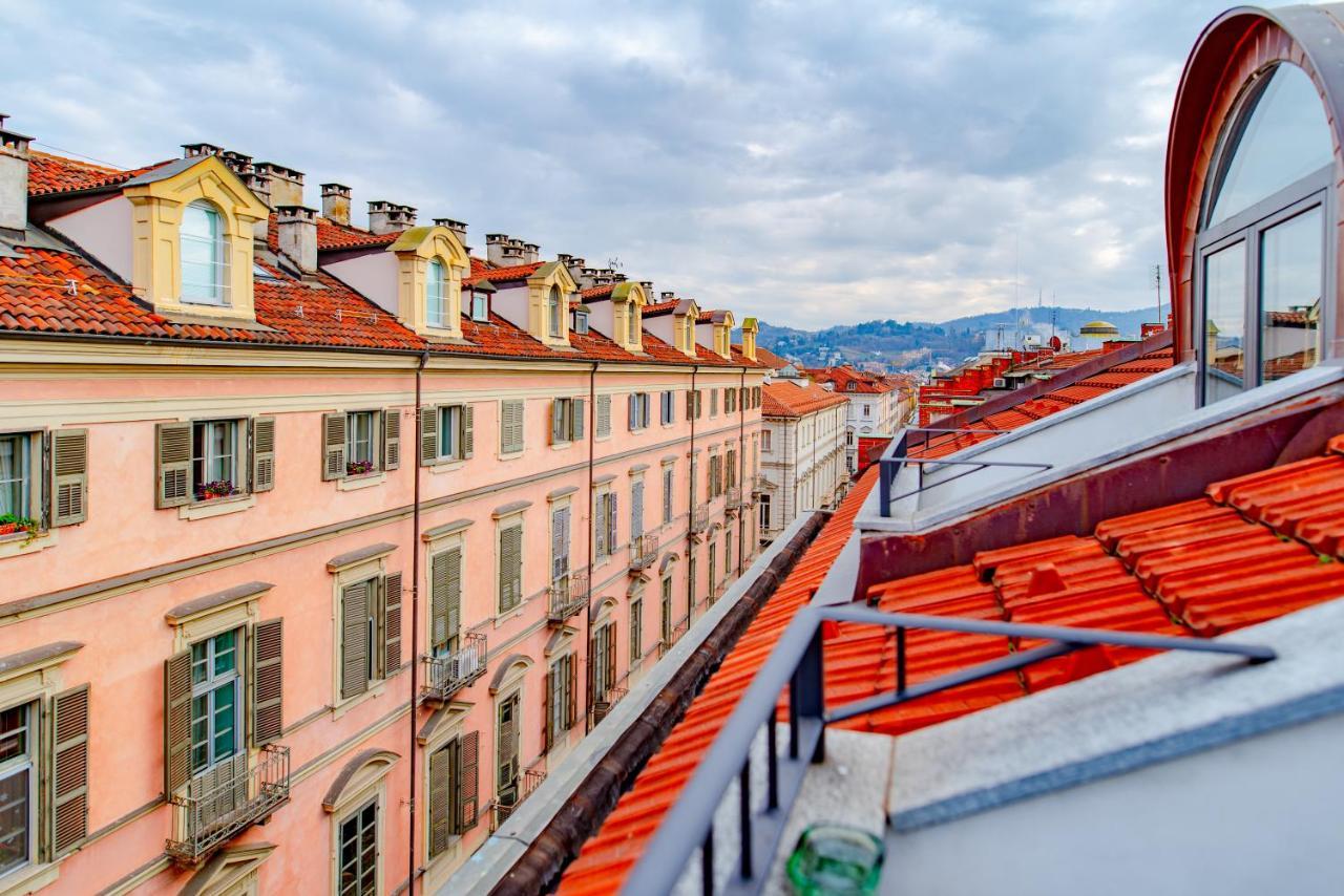 Centro, 2 Bagni, 2 Camere: La Casa Sui Tetti Turin